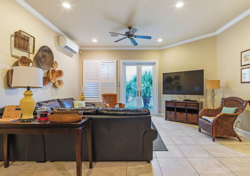 Photo of Livingroom in Pensacola Beach