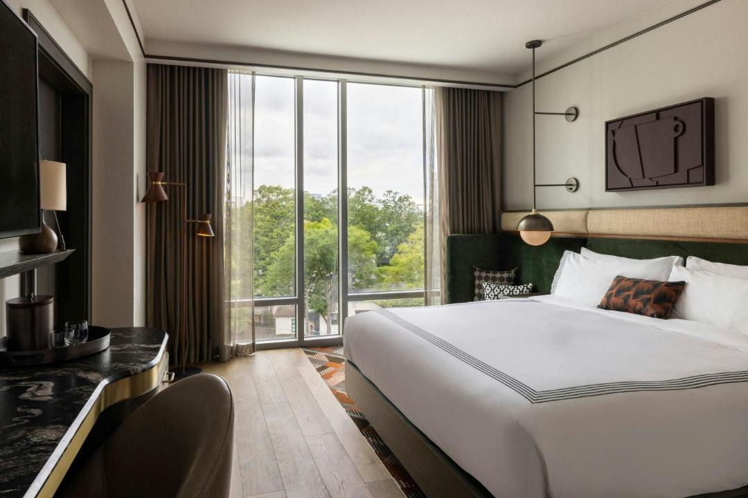Photo of Bedroom in Buckhead Village