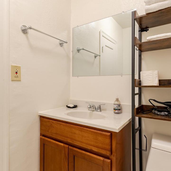 Photo of Bathroom in Albany