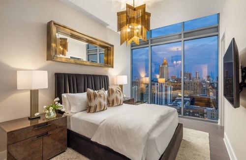 Home Park Apartment | 28th Floor Corner - Panoramic Penthouse by Atlanta Luxury Rentals