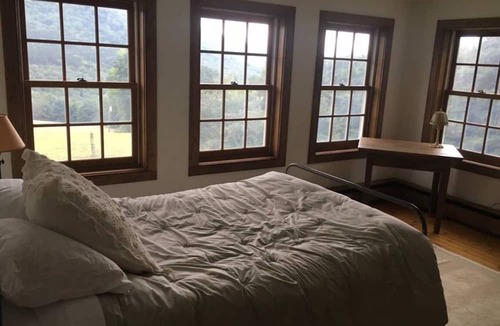 Town of Denning House | Catskills Farm House with swimming hole