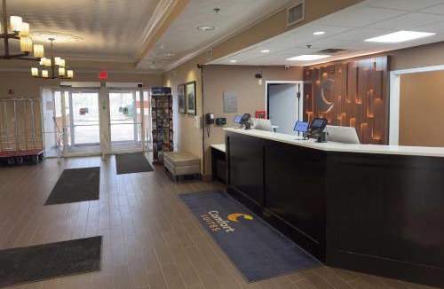 Moosic Hotel | Comfort Suites Scranton near Montage Mountain