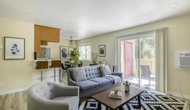 Airy Fremont 2BR w/ Elevator & A/C, nr BART & Restaurants, by Blueground