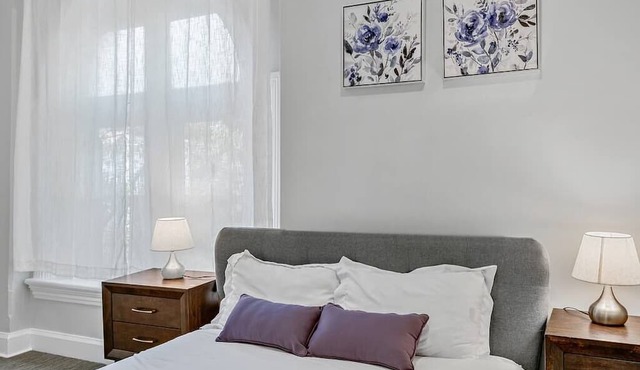 Charming HBG Haven: Cozy 1BR Apt