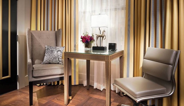 Starlet Queen Refuge, Staypineapple, Comfort Redefined, Union Square’s Spotlight